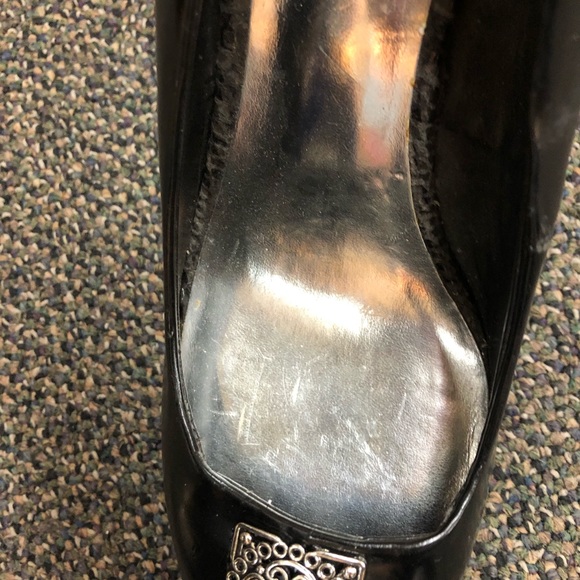 Simply Vera Size 8 heels - Picture 7 of 7